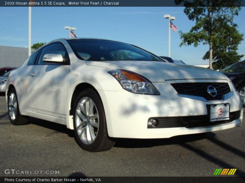 Winter Frost Pearl / Charcoal 2009 Nissan Altima 3.5 SE Coupe