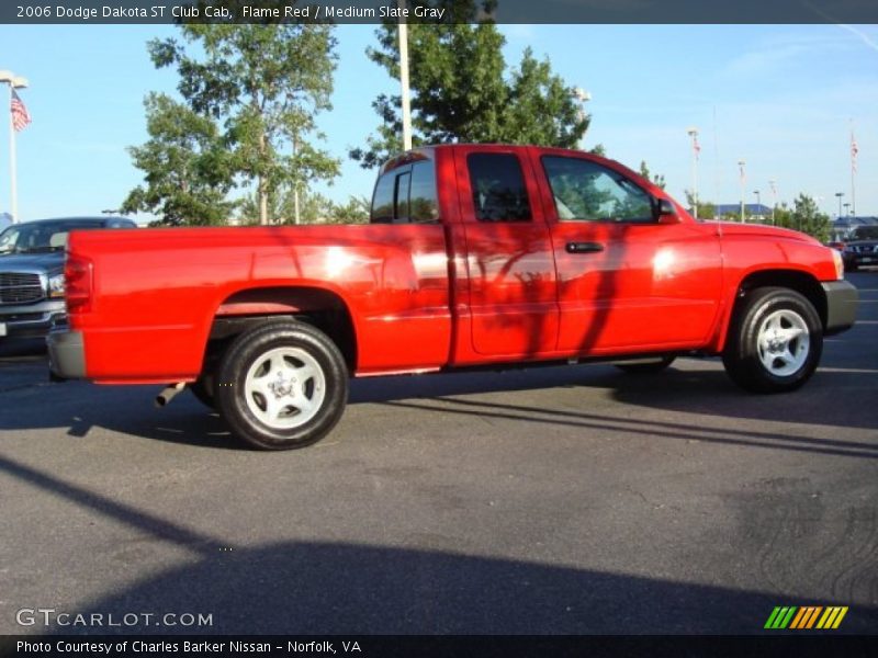 Flame Red / Medium Slate Gray 2006 Dodge Dakota ST Club Cab