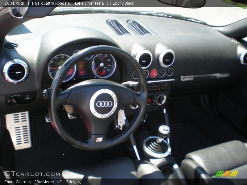 Dashboard of 2001 TT 1.8T quattro Roadster