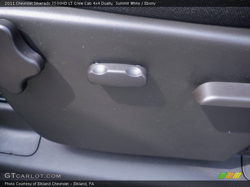 Summit White / Ebony 2011 Chevrolet Silverado 3500HD LT Crew Cab 4x4 Dually