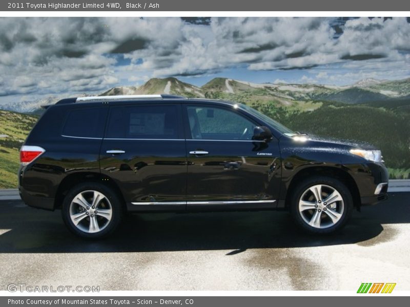 Black / Ash 2011 Toyota Highlander Limited 4WD