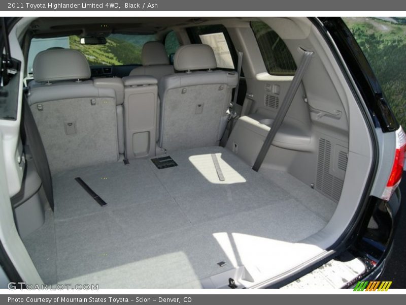 Black / Ash 2011 Toyota Highlander Limited 4WD