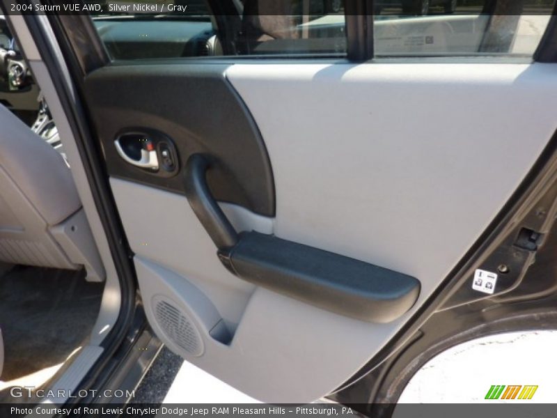 Silver Nickel / Gray 2004 Saturn VUE AWD