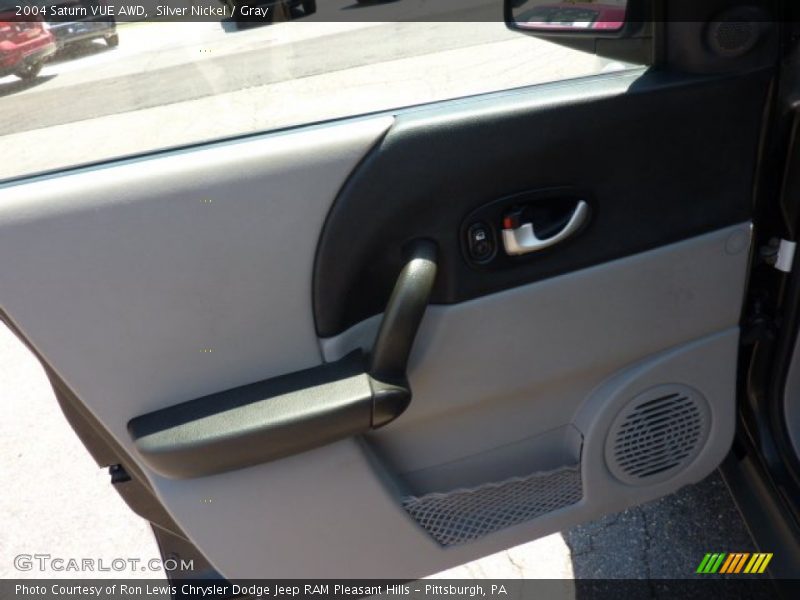 Silver Nickel / Gray 2004 Saturn VUE AWD