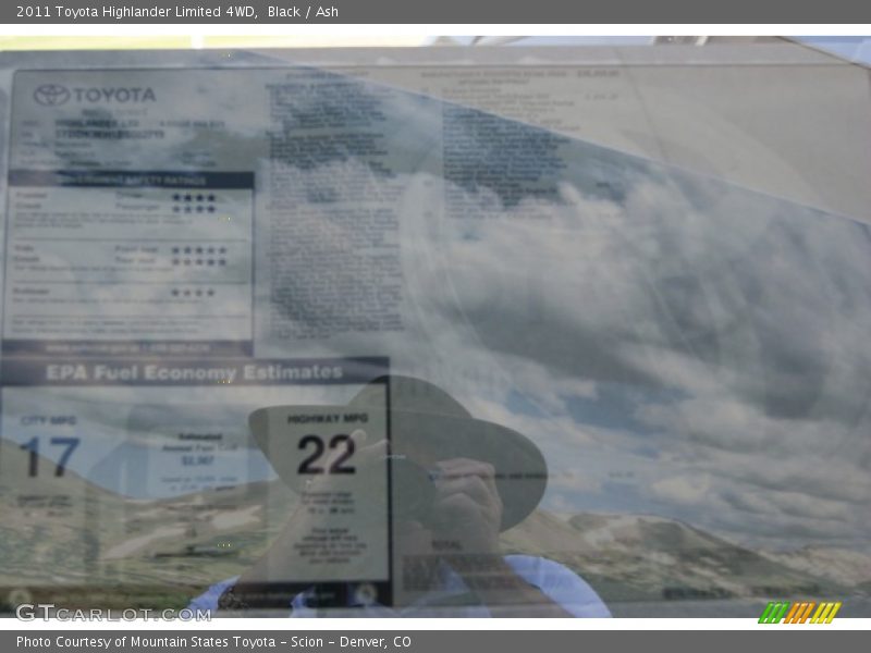 Black / Ash 2011 Toyota Highlander Limited 4WD