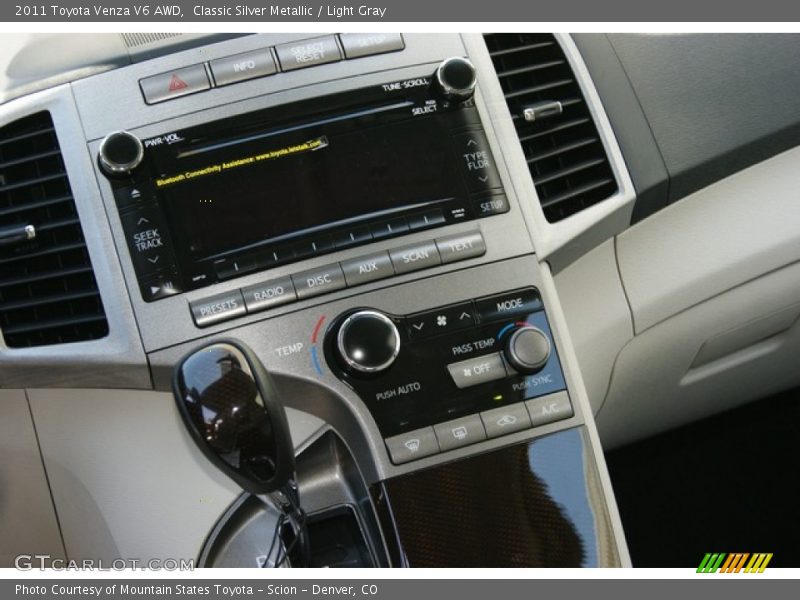 Classic Silver Metallic / Light Gray 2011 Toyota Venza V6 AWD