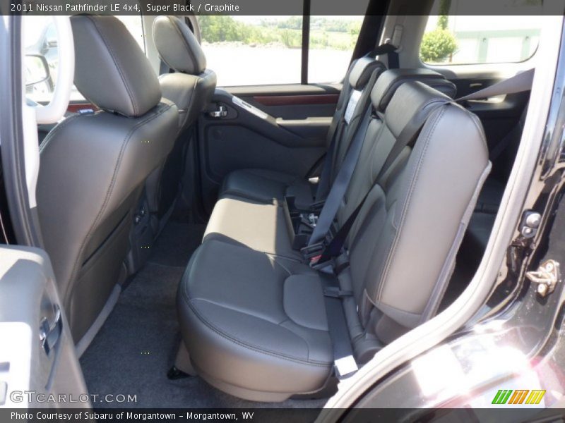 Super Black / Graphite 2011 Nissan Pathfinder LE 4x4