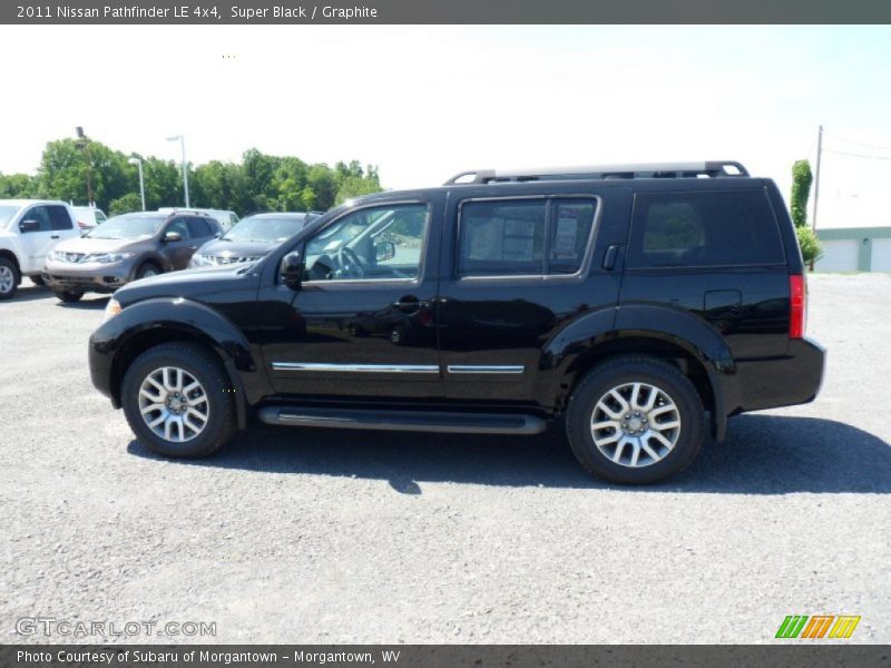 Super Black / Graphite 2011 Nissan Pathfinder LE 4x4