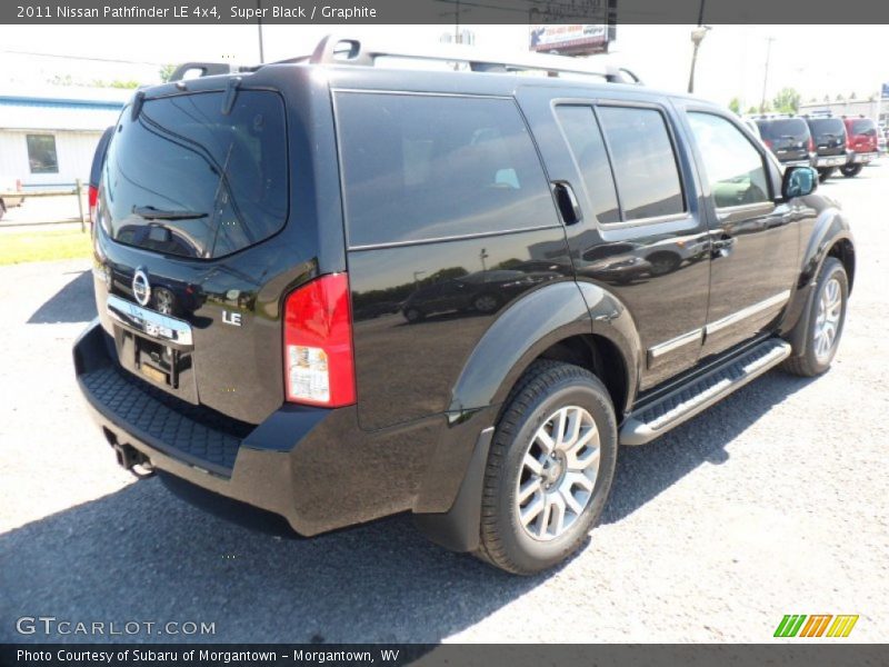 Super Black / Graphite 2011 Nissan Pathfinder LE 4x4