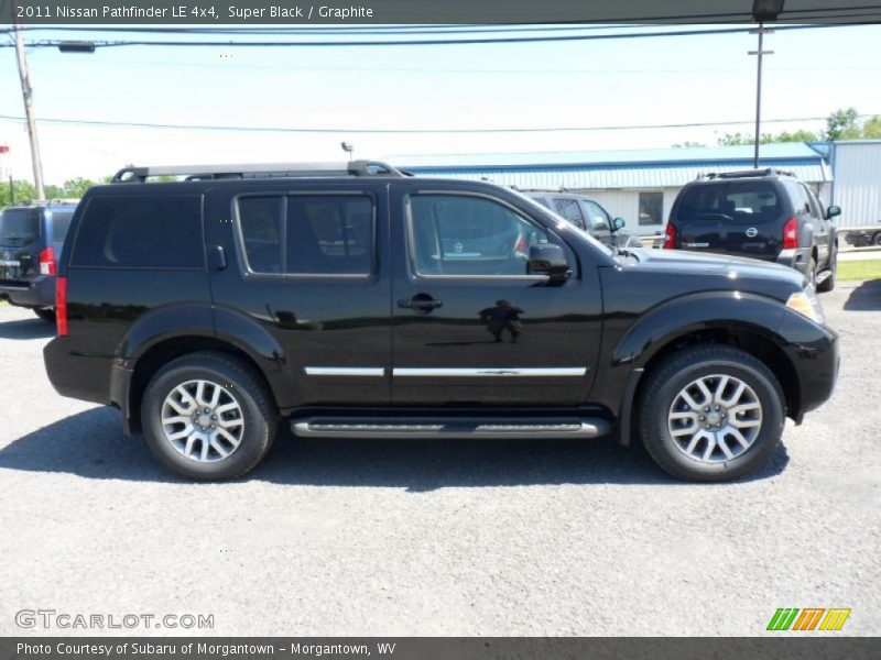 Super Black / Graphite 2011 Nissan Pathfinder LE 4x4