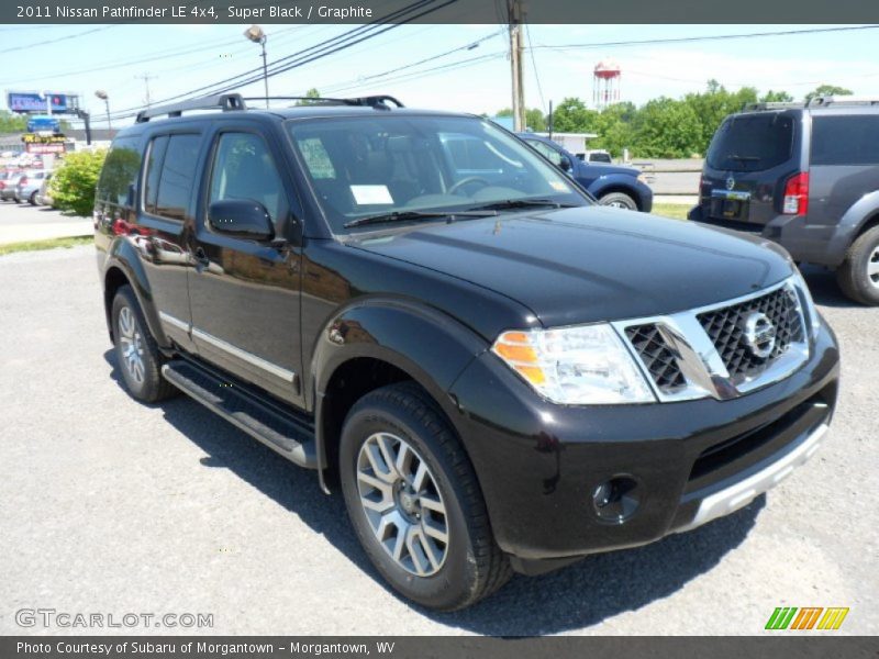 Super Black / Graphite 2011 Nissan Pathfinder LE 4x4