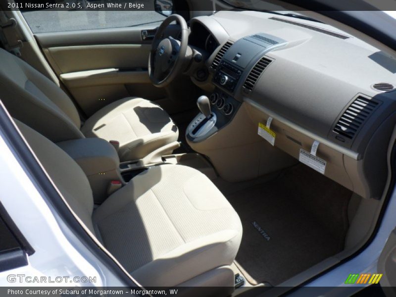 Aspen White / Beige 2011 Nissan Sentra 2.0 S