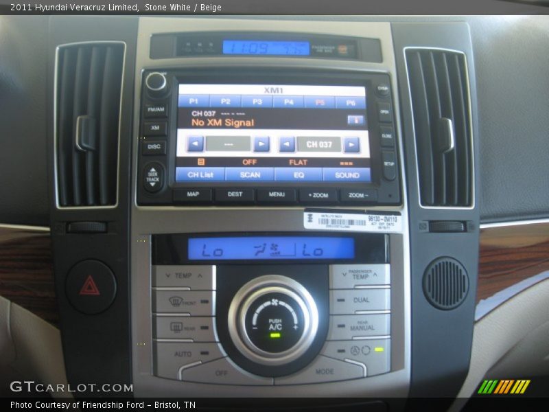 Stone White / Beige 2011 Hyundai Veracruz Limited