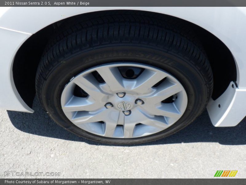 Aspen White / Beige 2011 Nissan Sentra 2.0 S