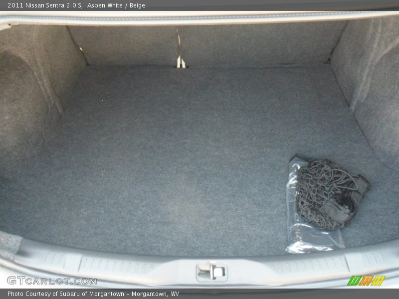 Aspen White / Beige 2011 Nissan Sentra 2.0 S