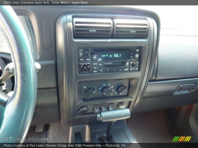 Stone White / Agate Black 2000 Jeep Cherokee Sport 4x4