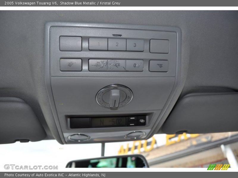 Shadow Blue Metallic / Kristal Grey 2005 Volkswagen Touareg V6