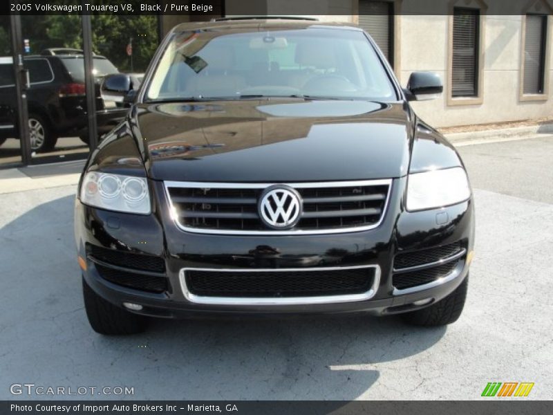 Black / Pure Beige 2005 Volkswagen Touareg V8