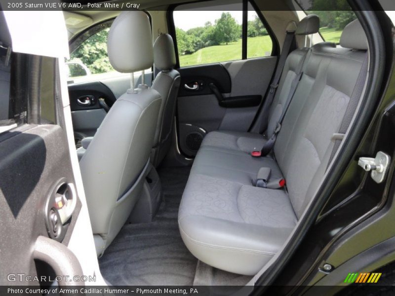 Polar White / Gray 2005 Saturn VUE V6 AWD