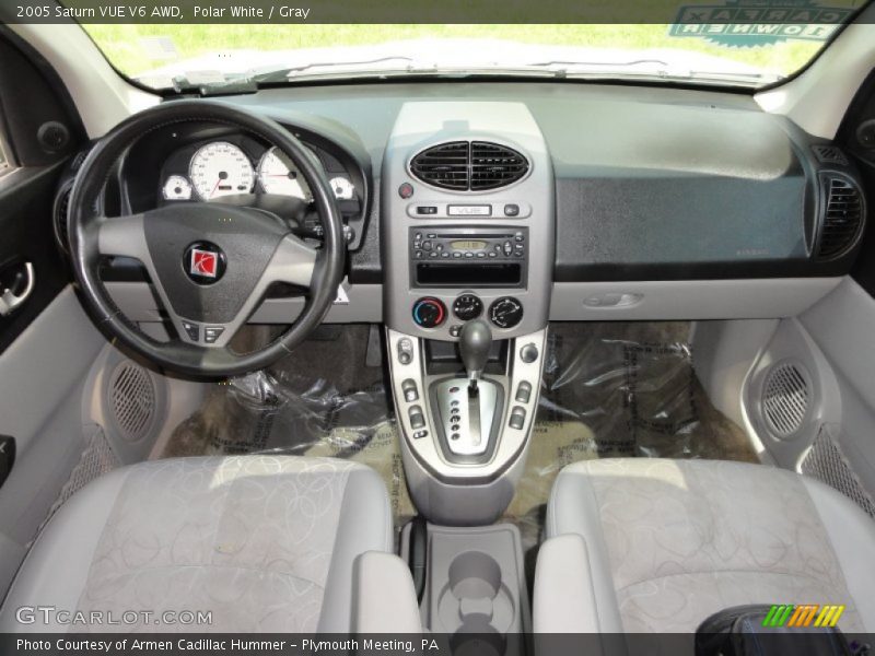 Polar White / Gray 2005 Saturn VUE V6 AWD