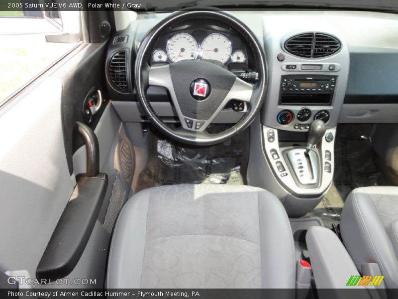Polar White / Gray 2005 Saturn VUE V6 AWD