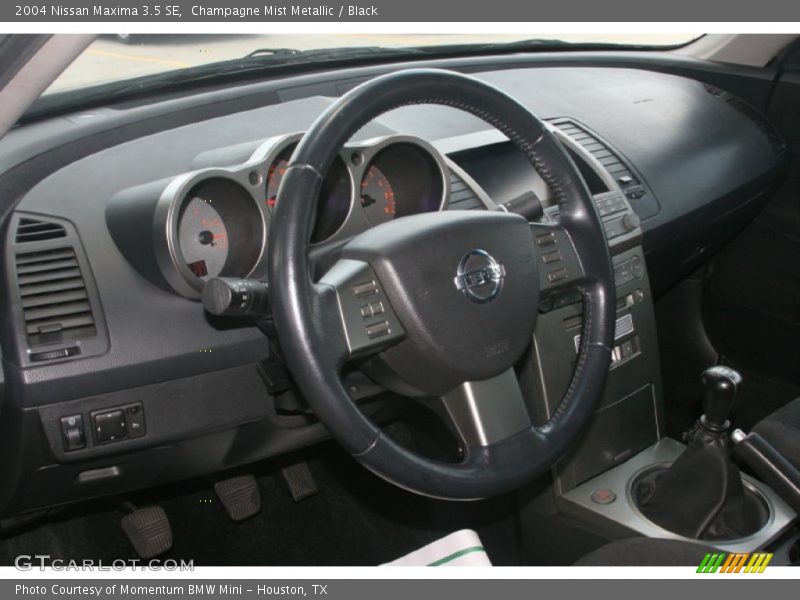 Champagne Mist Metallic / Black 2004 Nissan Maxima 3.5 SE
