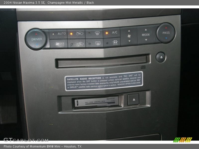 Champagne Mist Metallic / Black 2004 Nissan Maxima 3.5 SE