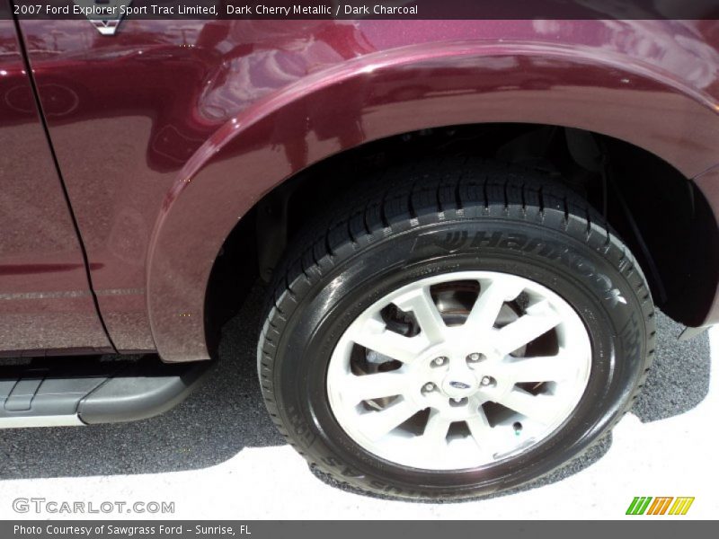  2007 Explorer Sport Trac Limited Wheel