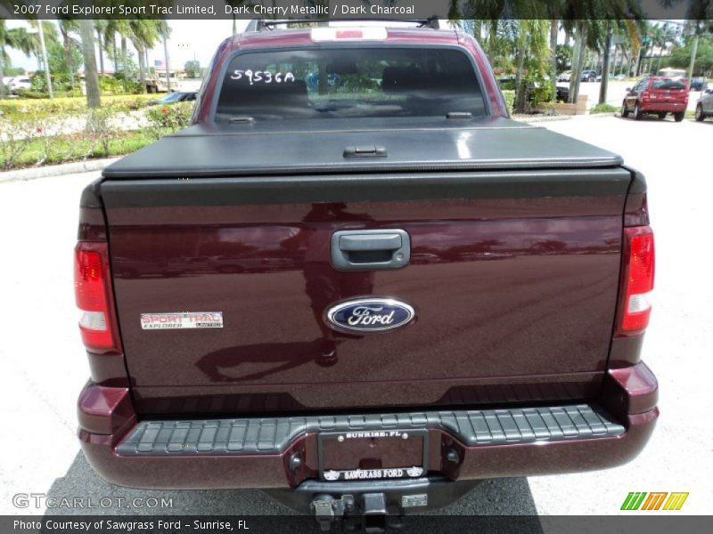 Dark Cherry Metallic / Dark Charcoal 2007 Ford Explorer Sport Trac Limited
