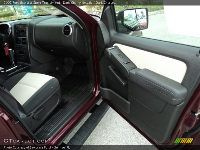Dark Cherry Metallic / Dark Charcoal 2007 Ford Explorer Sport Trac Limited