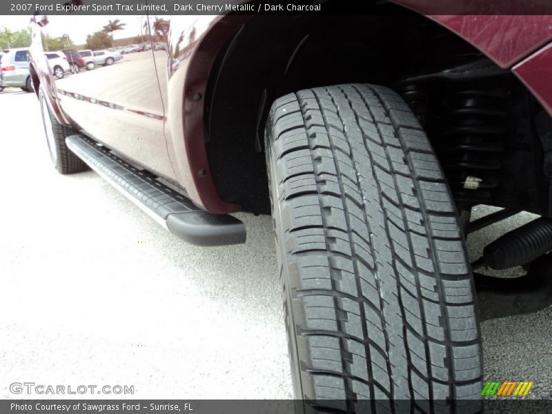 Dark Cherry Metallic / Dark Charcoal 2007 Ford Explorer Sport Trac Limited