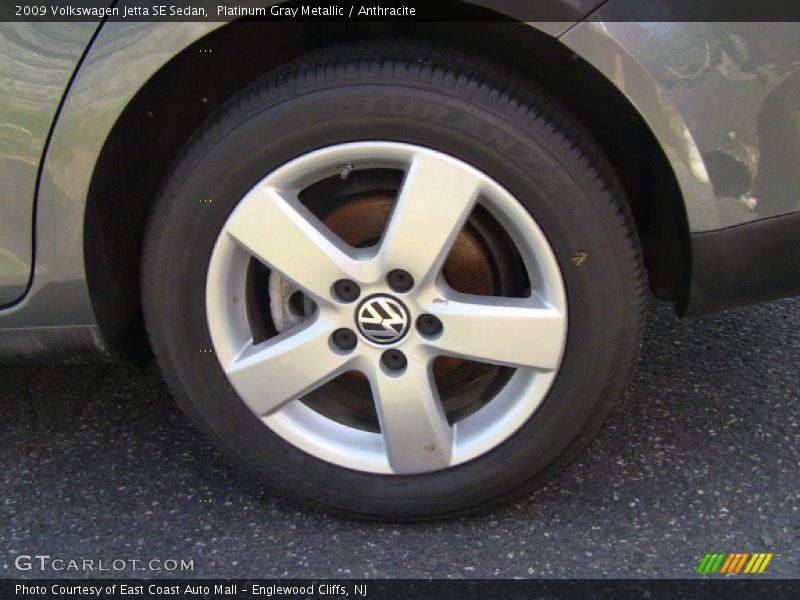 Platinum Gray Metallic / Anthracite 2009 Volkswagen Jetta SE Sedan