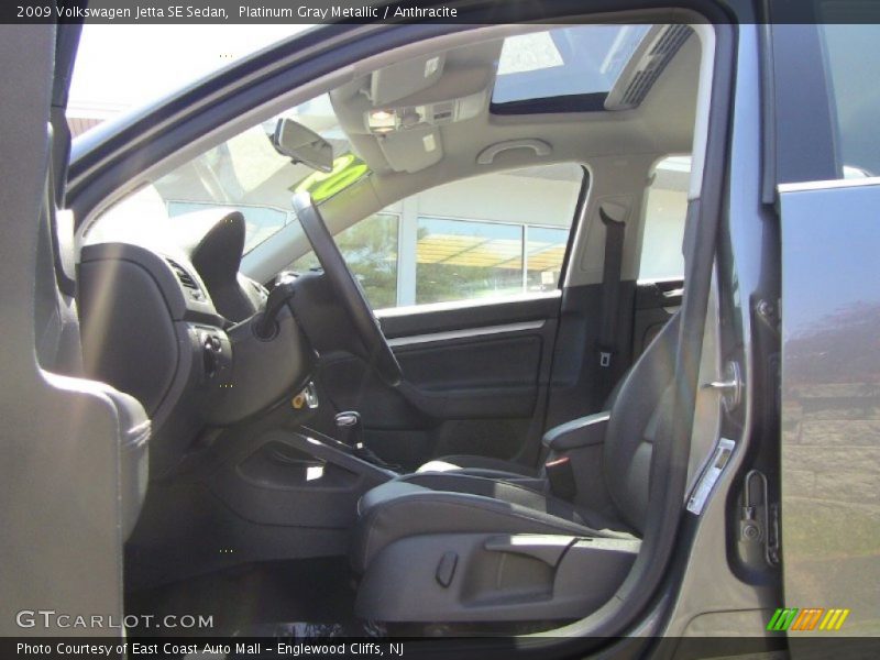 Platinum Gray Metallic / Anthracite 2009 Volkswagen Jetta SE Sedan