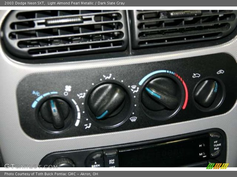 Light Almond Pearl Metallic / Dark Slate Gray 2003 Dodge Neon SXT