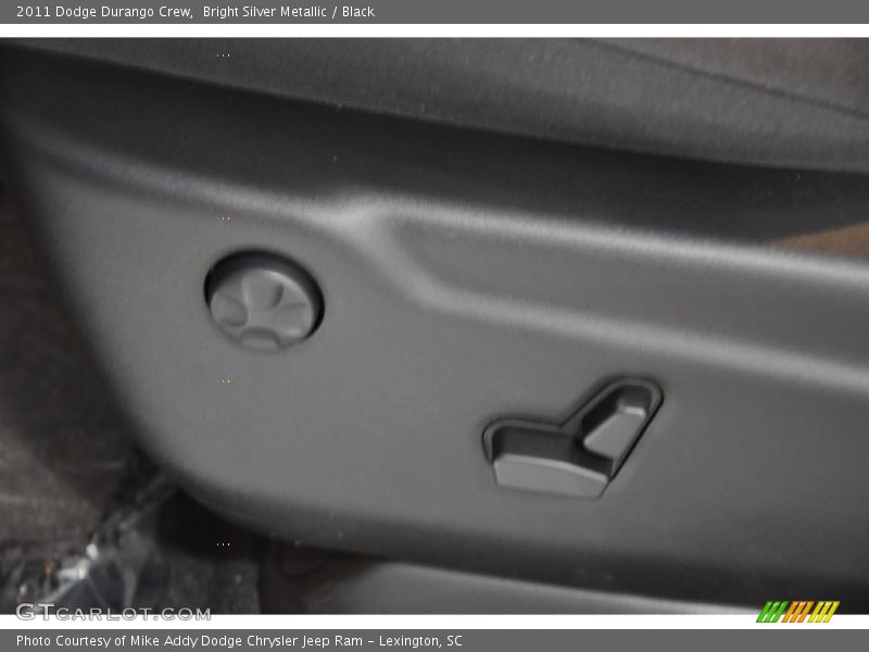 Bright Silver Metallic / Black 2011 Dodge Durango Crew