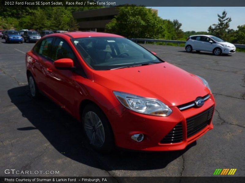Race Red / Two-Tone Sport 2012 Ford Focus SE Sport Sedan