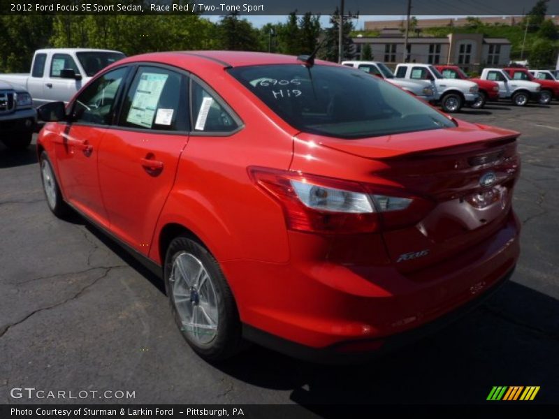 Race Red / Two-Tone Sport 2012 Ford Focus SE Sport Sedan