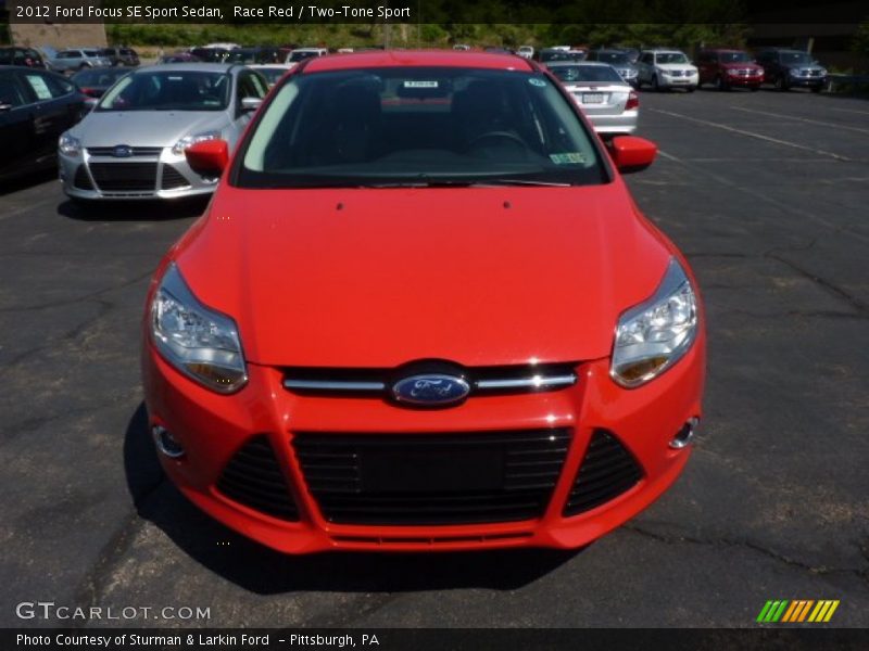 Race Red / Two-Tone Sport 2012 Ford Focus SE Sport Sedan