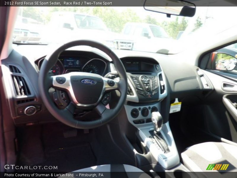 Race Red / Two-Tone Sport 2012 Ford Focus SE Sport Sedan