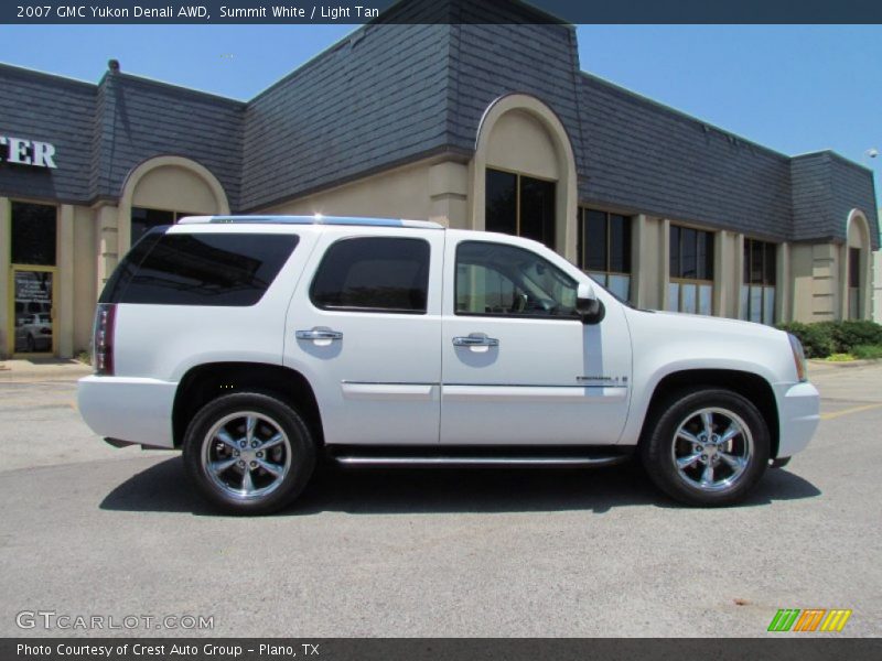 Summit White / Light Tan 2007 GMC Yukon Denali AWD