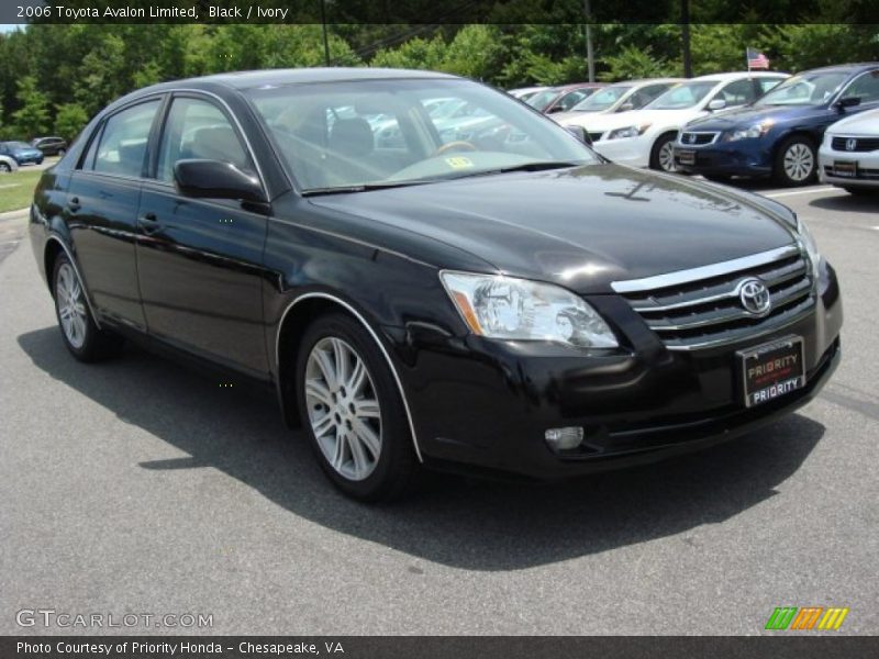 Black / Ivory 2006 Toyota Avalon Limited