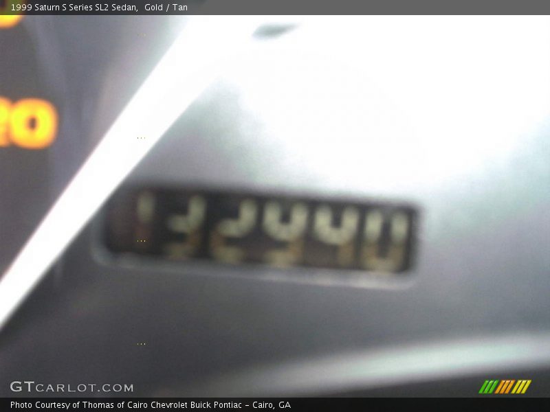Gold / Tan 1999 Saturn S Series SL2 Sedan