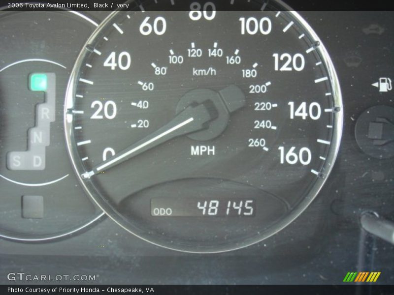 Black / Ivory 2006 Toyota Avalon Limited