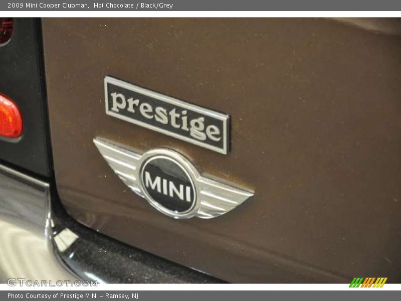 Hot Chocolate / Black/Grey 2009 Mini Cooper Clubman