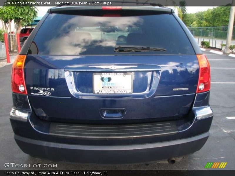 Midnight Blue Pearl / Light Taupe 2004 Chrysler Pacifica AWD