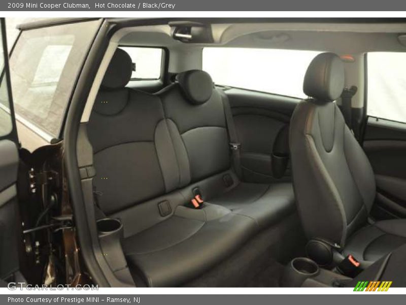 Hot Chocolate / Black/Grey 2009 Mini Cooper Clubman