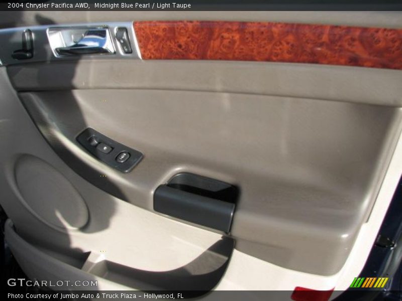 Midnight Blue Pearl / Light Taupe 2004 Chrysler Pacifica AWD