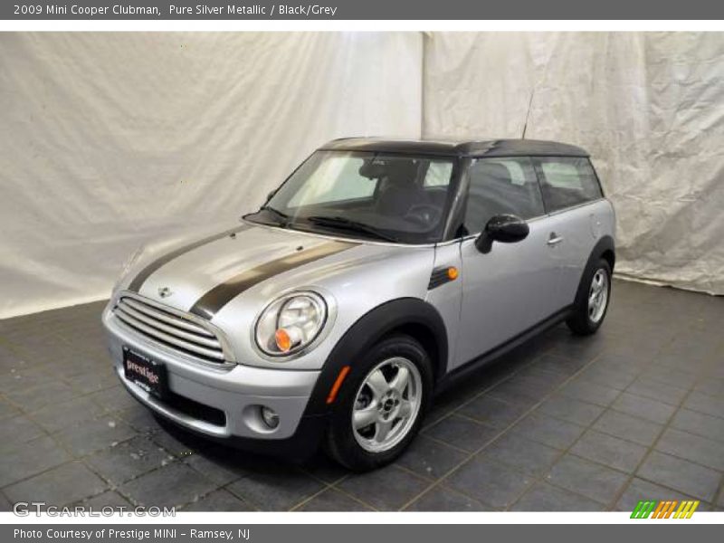 Pure Silver Metallic / Black/Grey 2009 Mini Cooper Clubman