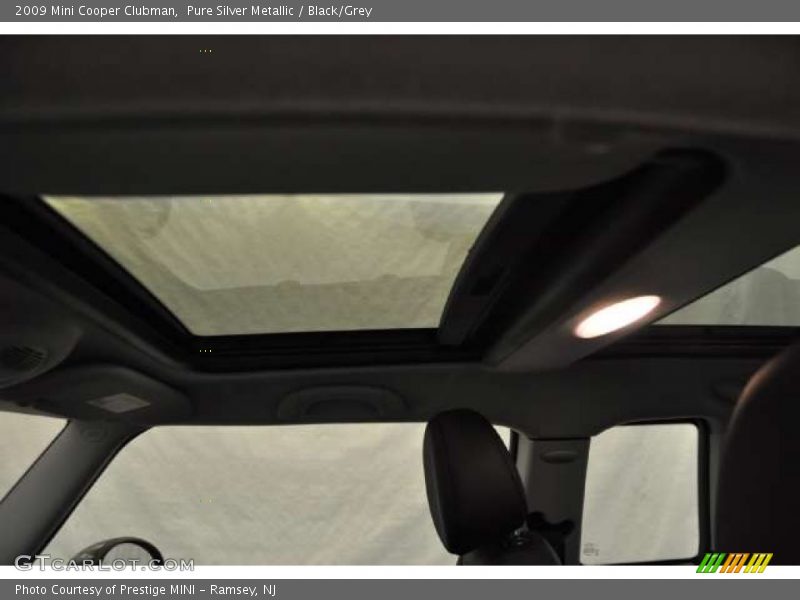 Pure Silver Metallic / Black/Grey 2009 Mini Cooper Clubman
