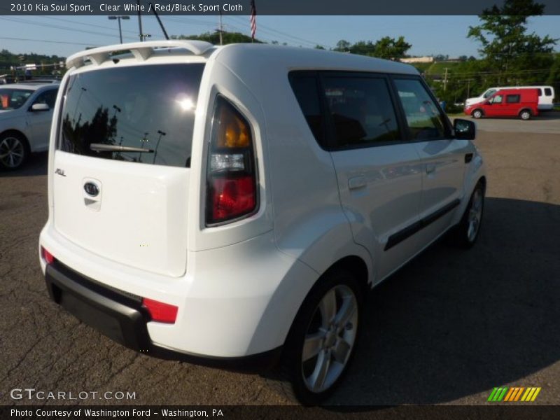 Clear White / Red/Black Sport Cloth 2010 Kia Soul Sport